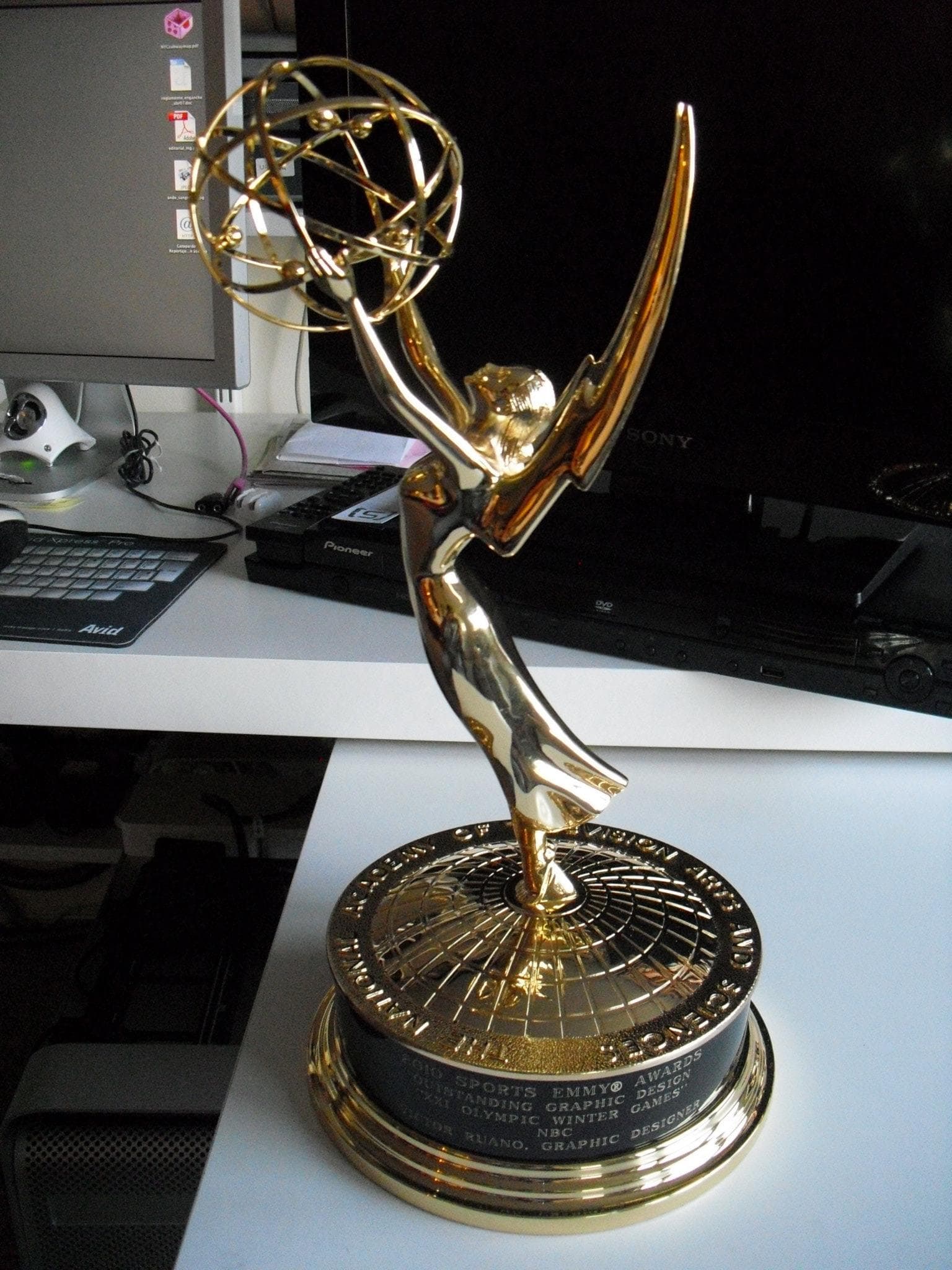 Victor Ruano Emmy Awards Santasombra