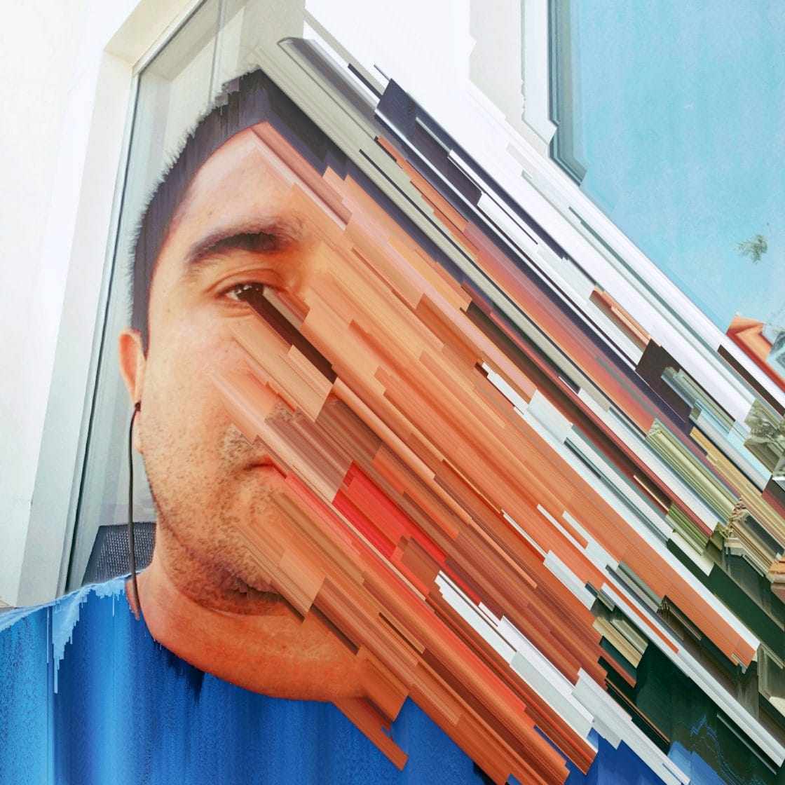 glitched-self-portraits-victor-ruano-santasombra-000